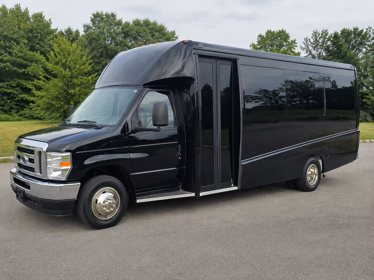 birmingham book charter buses for your birmingham government or military group